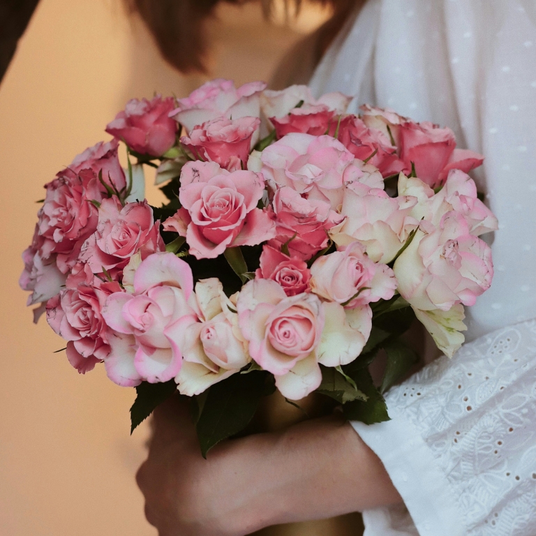 Vase Bouquet (Rose & Eucalyptus)